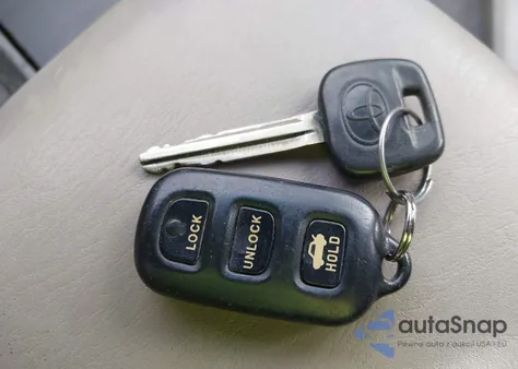 2005 Toyota Camry Le from USA, damaged, VIN 4T1BE32K45U540683